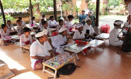 LOMBA NGEWACEN, NYURAT DAN NYATUA. 